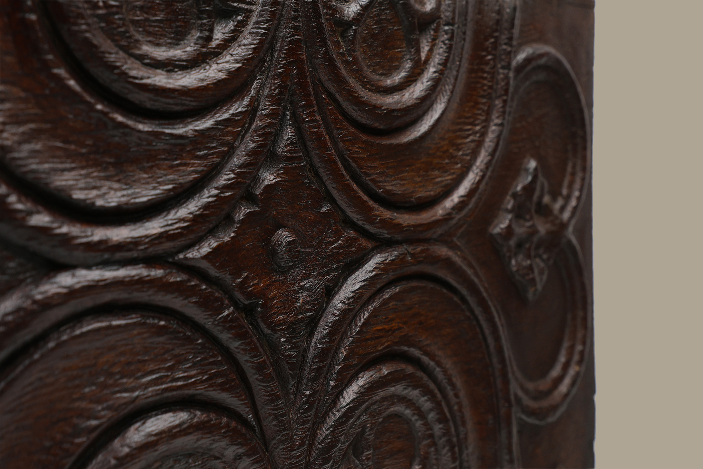 16th Century Hand-Crafted Gothic Panel in Oak, Belgiumthumbnail